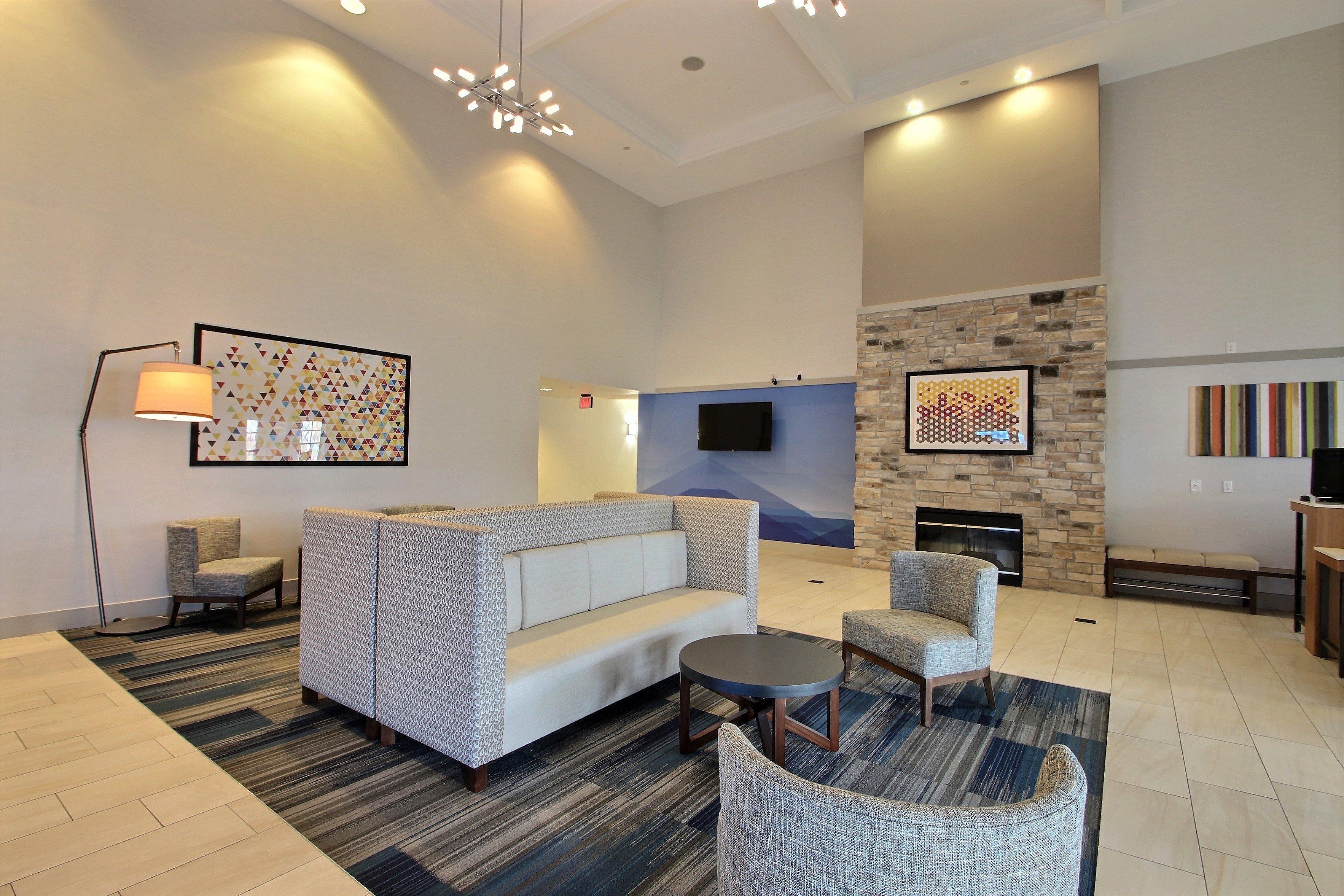 Holiday Inn Express Hotel & Suites Milwaukee Airport By Ihg Dış mekan fotoğraf
