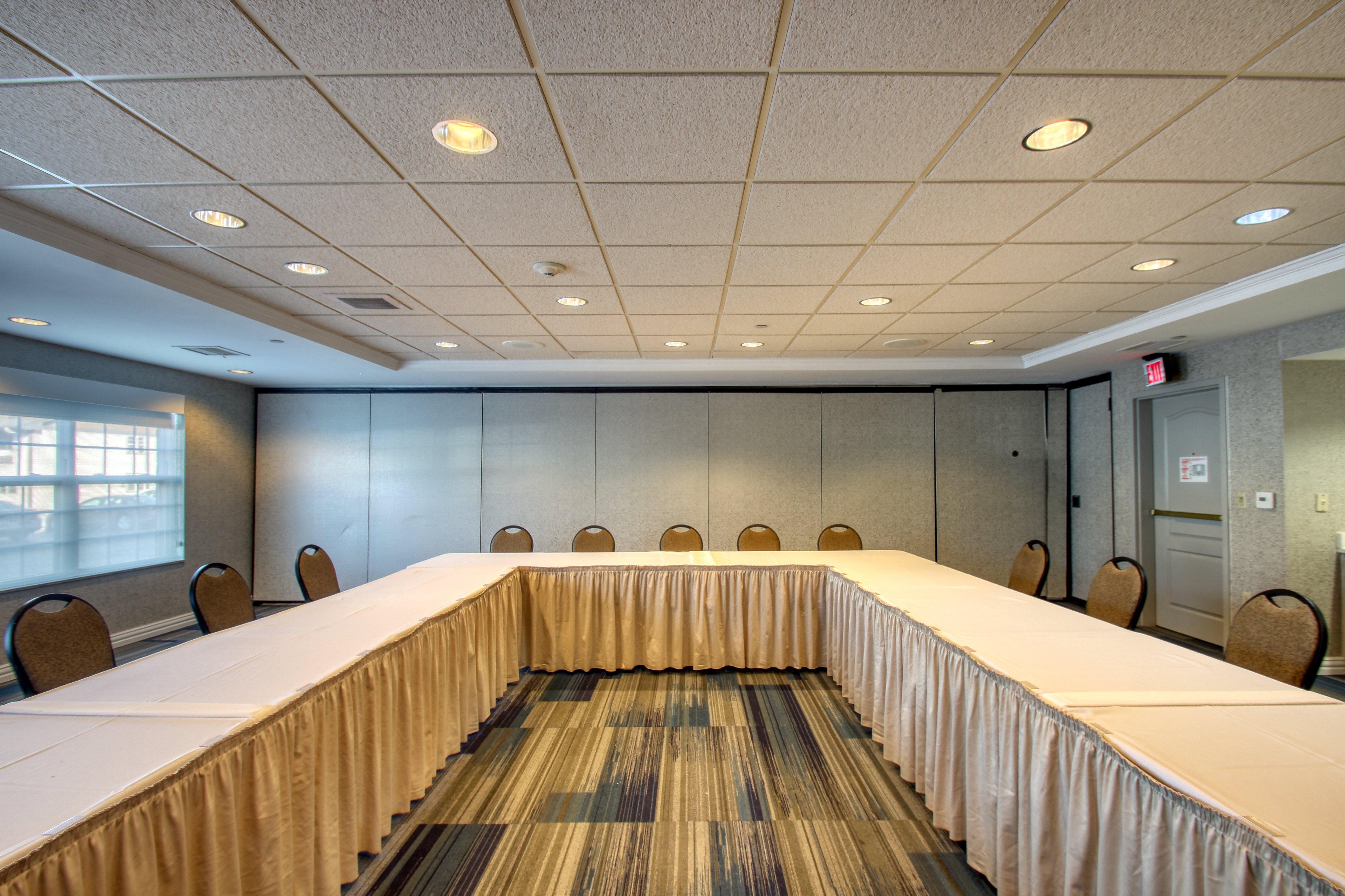 Holiday Inn Express Hotel & Suites Milwaukee Airport By Ihg Dış mekan fotoğraf