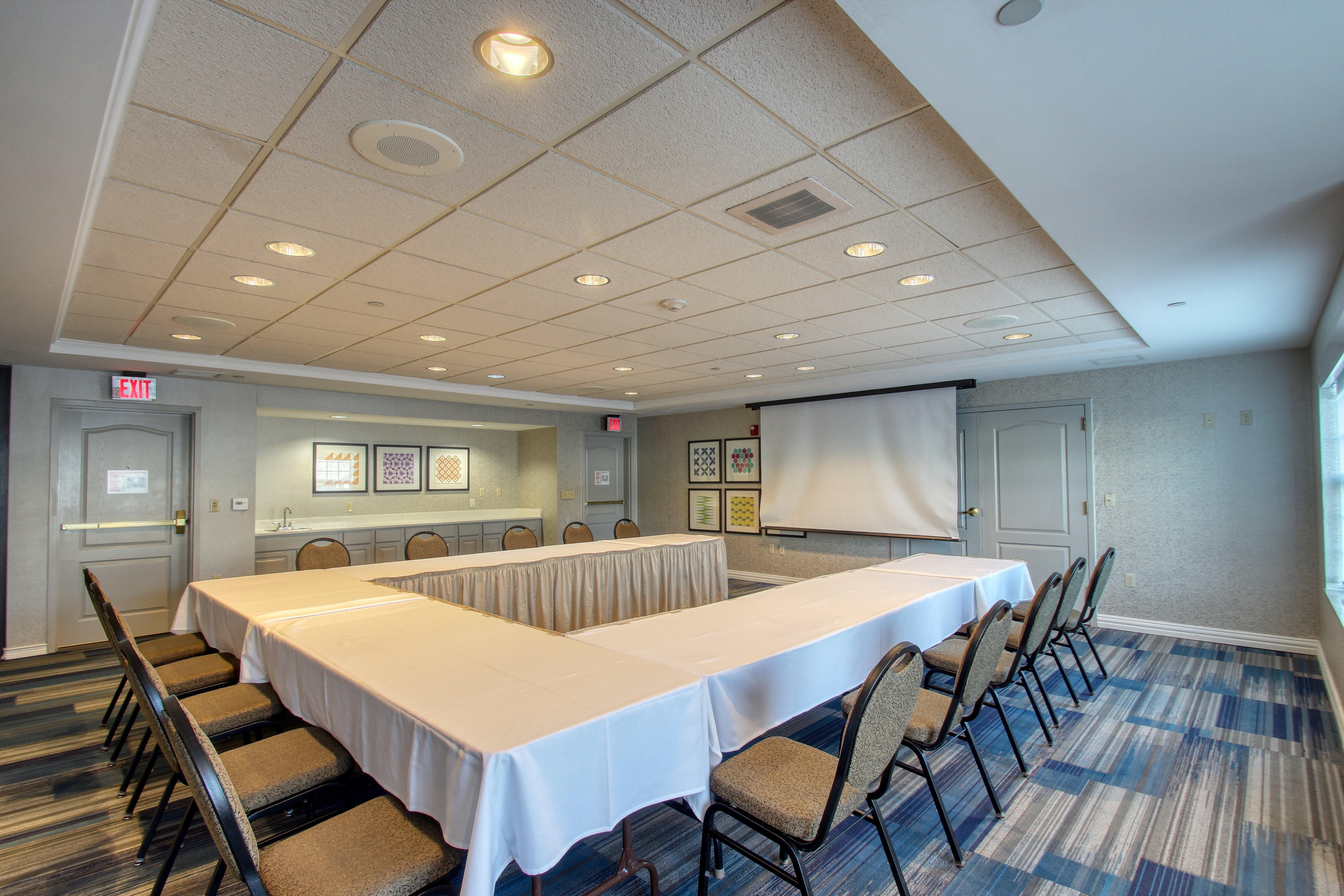 Holiday Inn Express Hotel & Suites Milwaukee Airport By Ihg Dış mekan fotoğraf