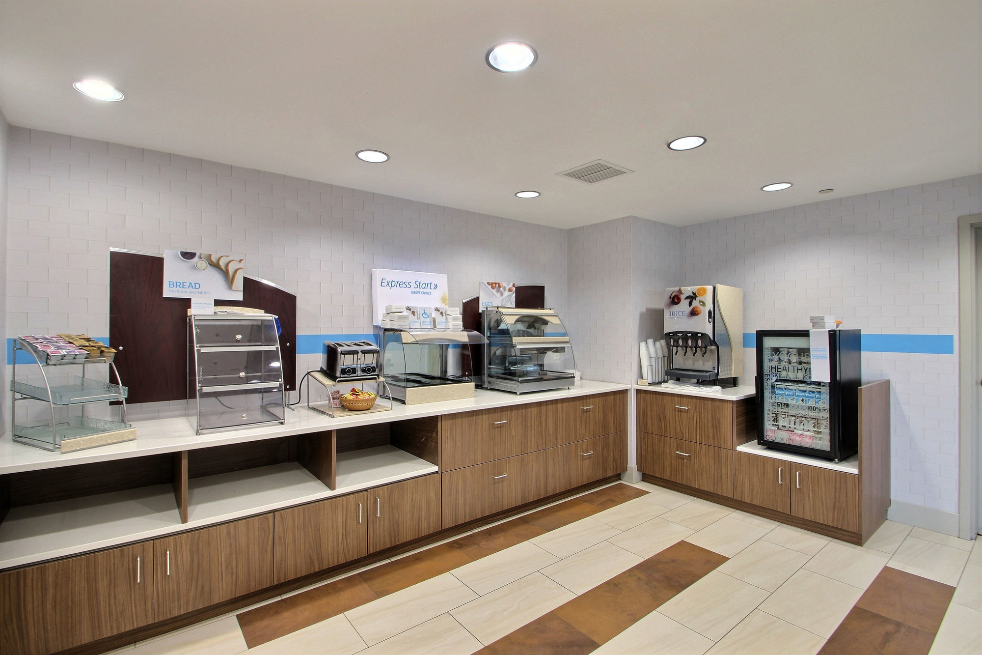 Holiday Inn Express Hotel & Suites Milwaukee Airport By Ihg Dış mekan fotoğraf